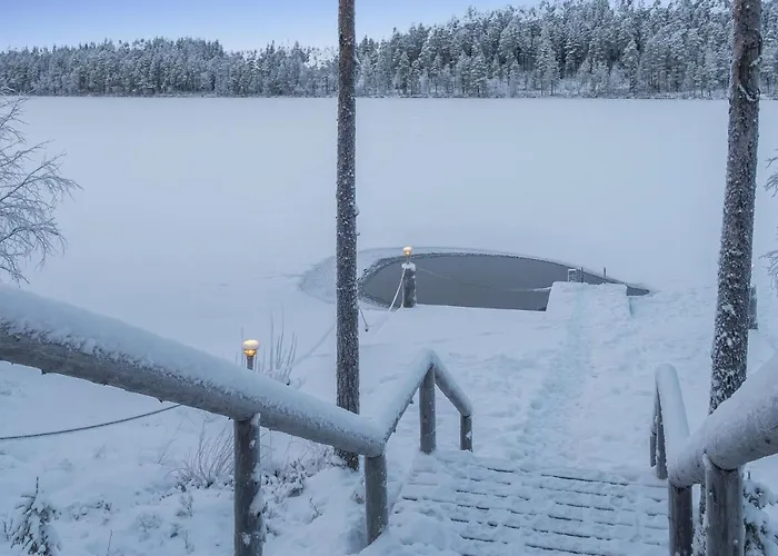 Spectacular Rural Log House With 2 Saunas Next To A Beautiful Lake
