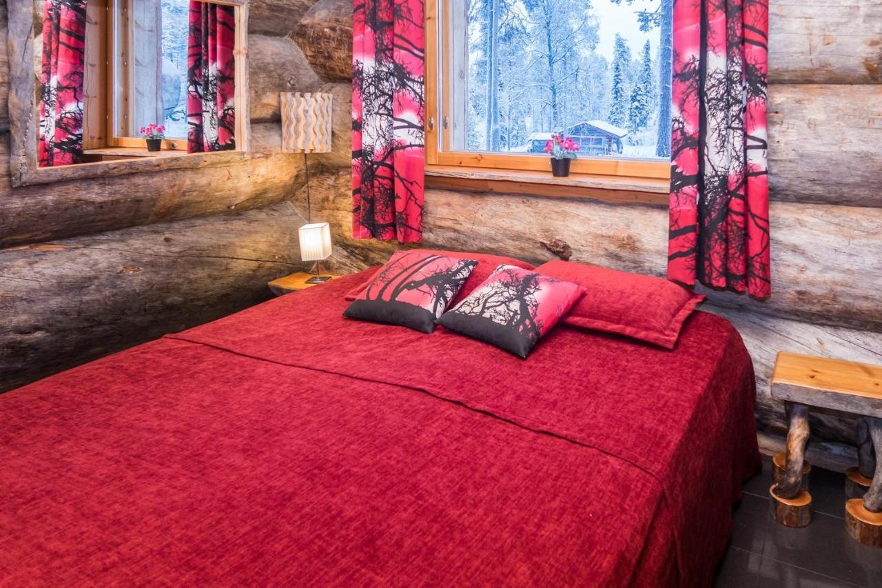 Spectacular Rural Log House With 2 Saunas Next To A Beautiful