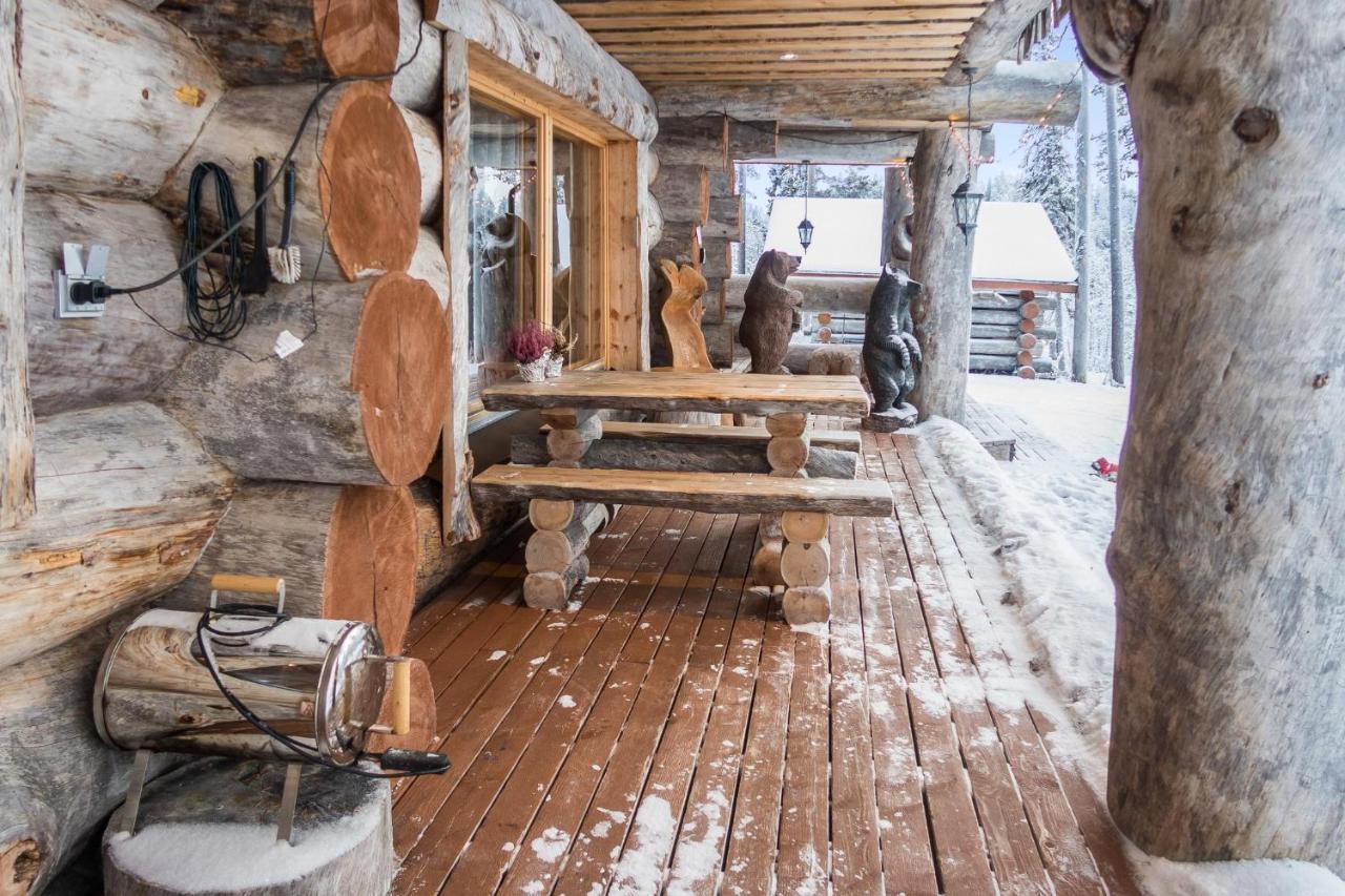 Holiday home Spectacular Rural Log House With 2 Saunas Next To A Beautiful *