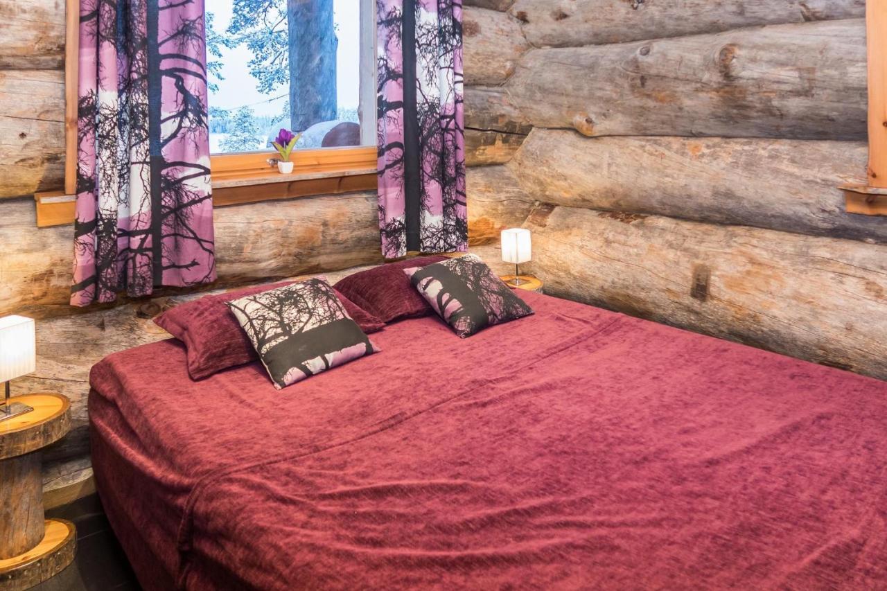 Spectacular Rural Log House With 2 Saunas Next To A Beautiful * Kuusamo