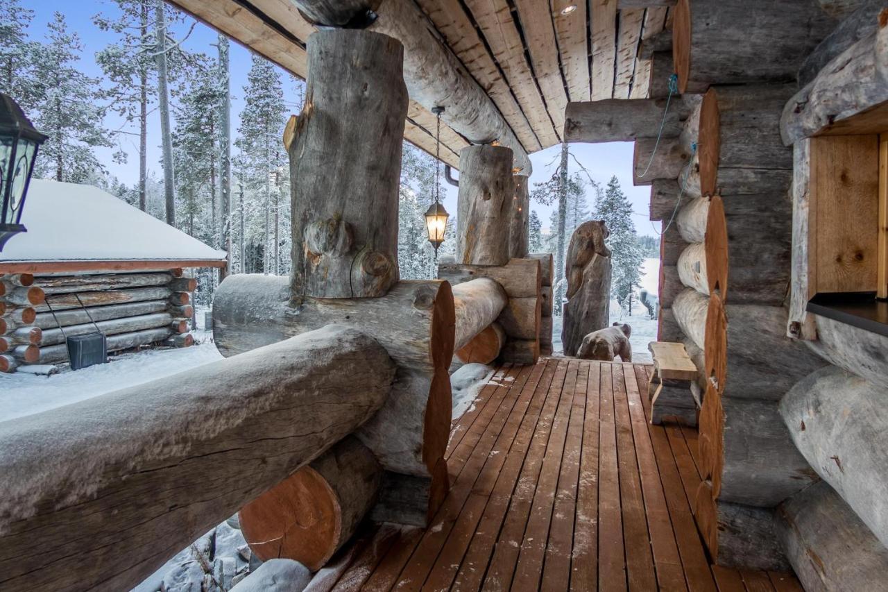 Holiday home Spectacular Rural Log House With 2 Saunas Next To A Beautiful